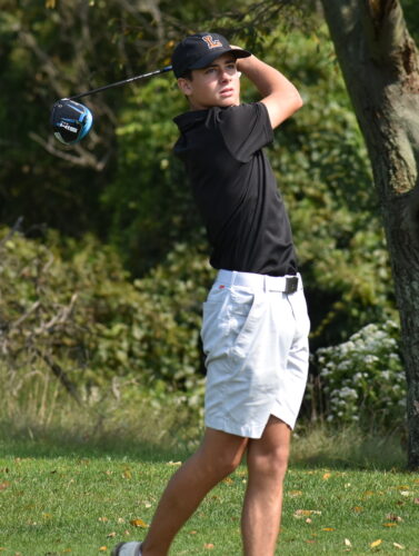 Linsly Fires 10-Under 274 For 3A Crown